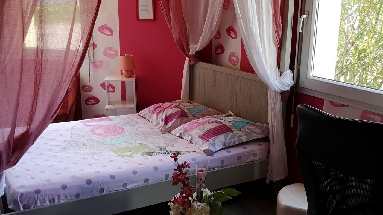 Photo of Bedroom in Roquemaure