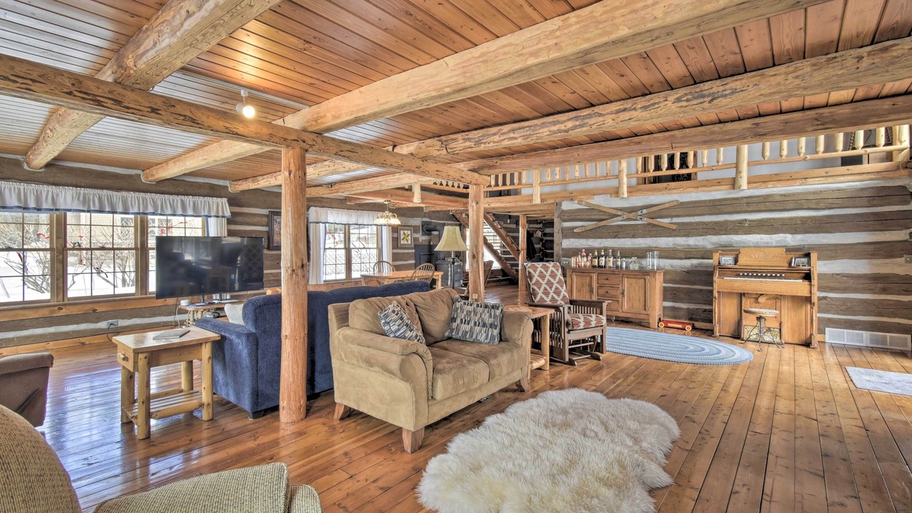 Photo of Livingroom in White Lake