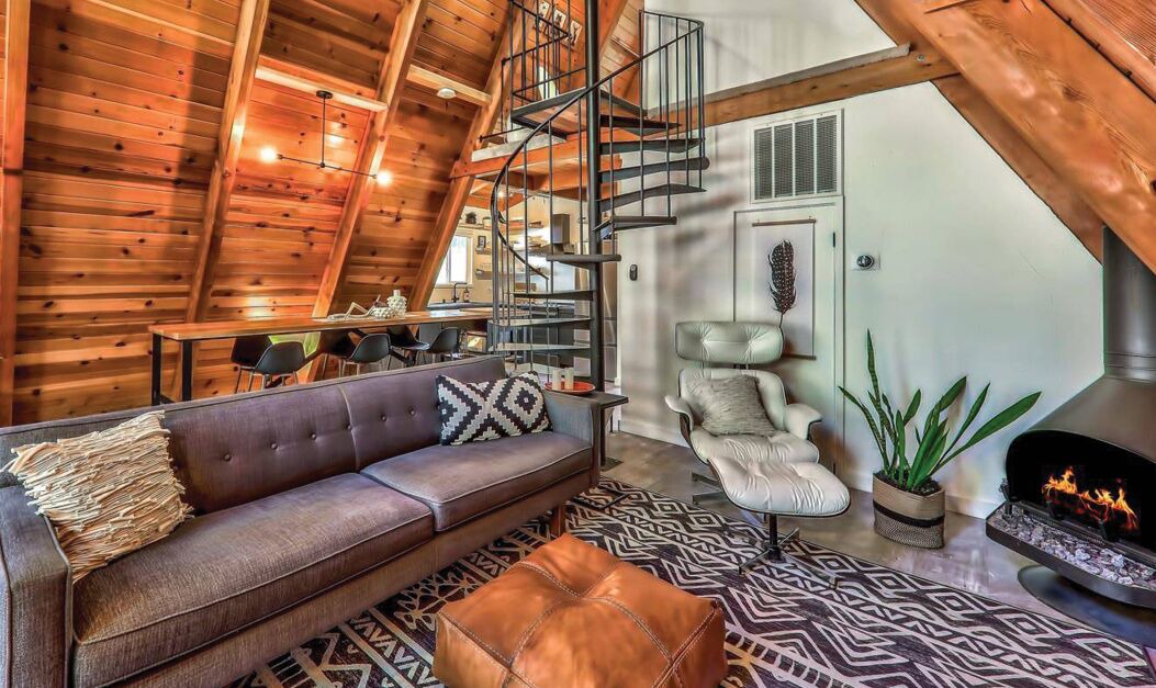 Photo of Livingroom in Pioneer Trail