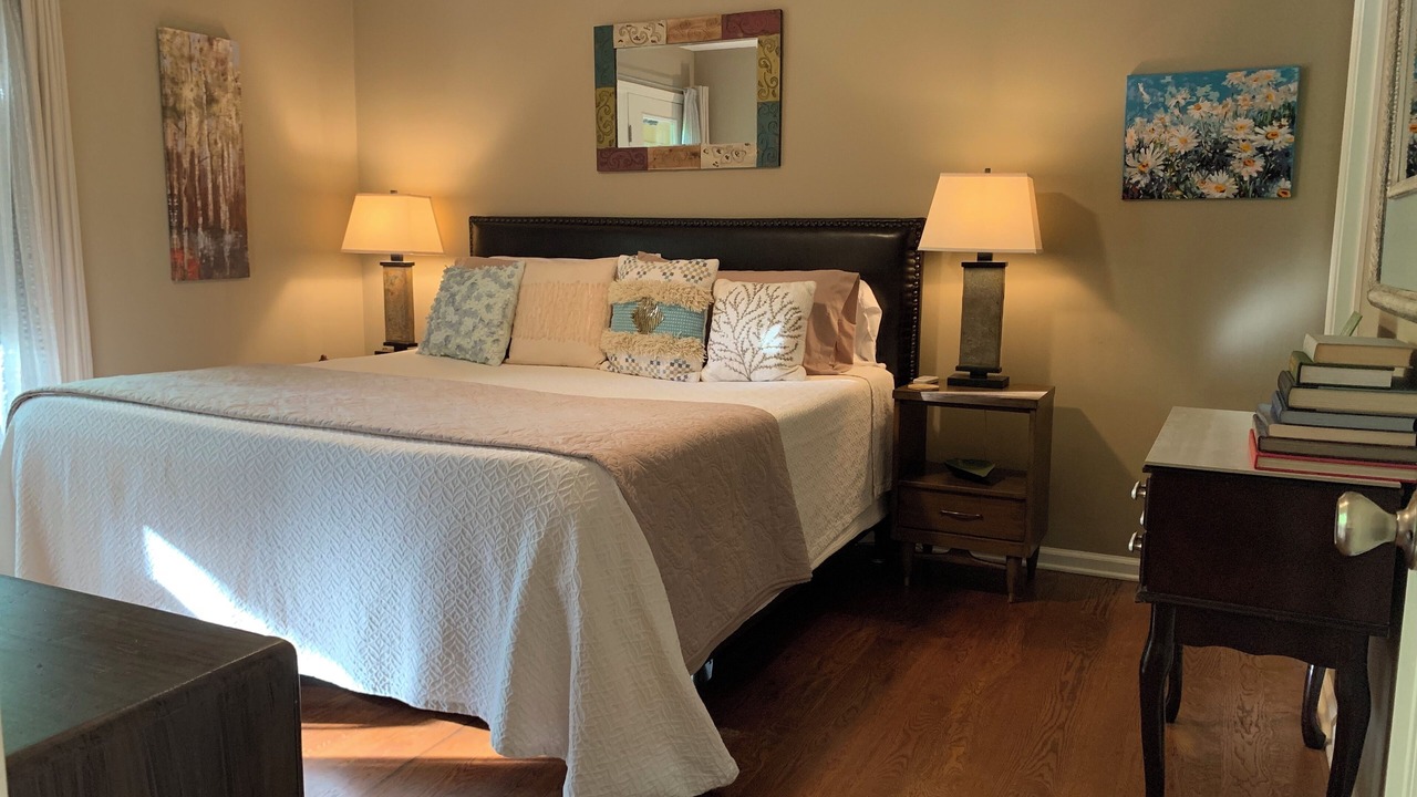 Photo of Others in Dahlonega