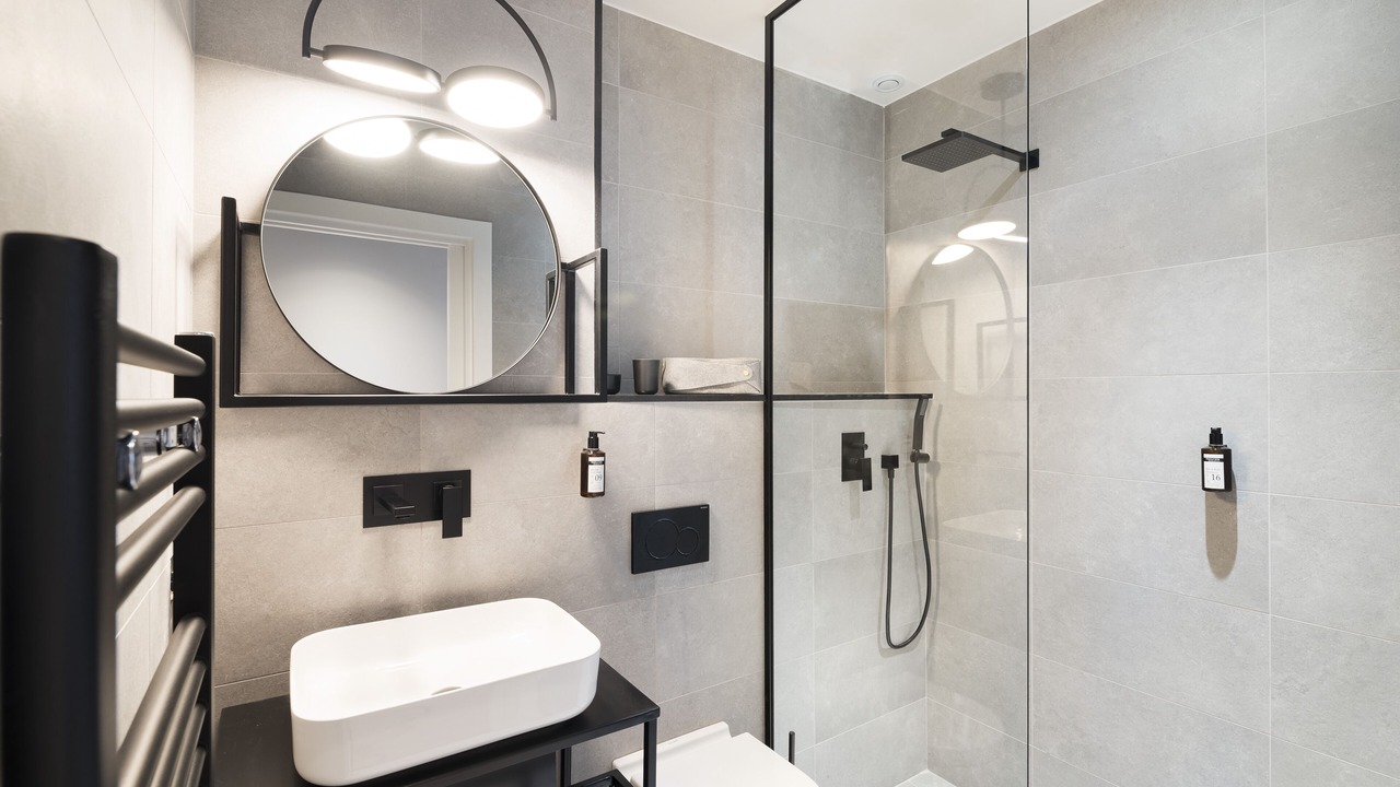 Photo of Bathroom in Cannes City Centre