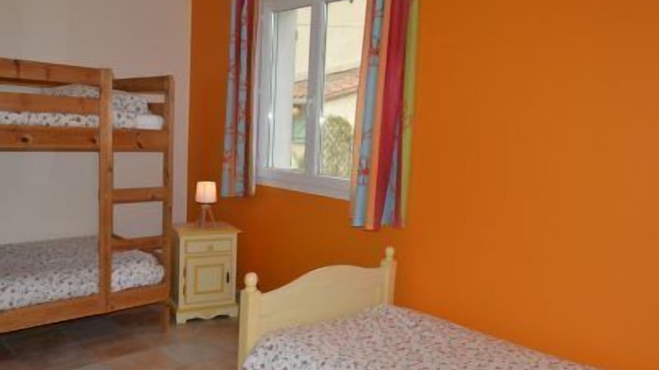 Photo of Bedroom in Saint-Papoul