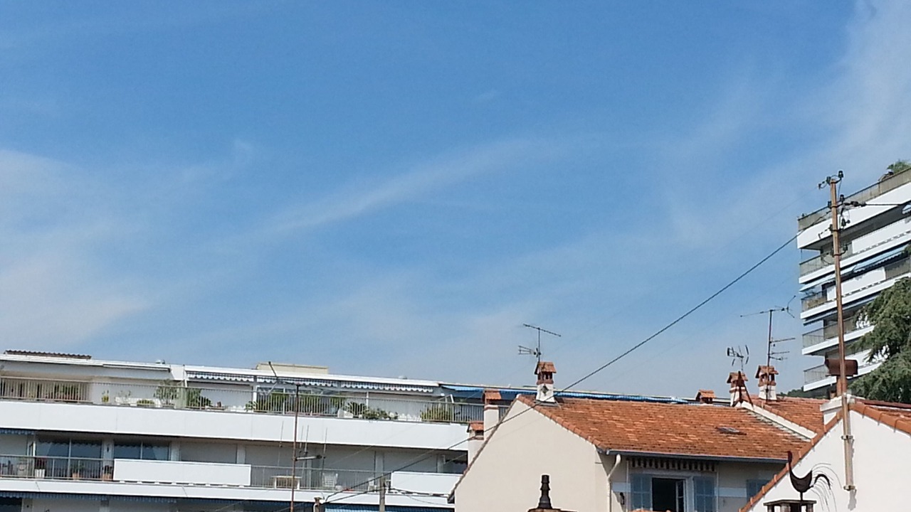 Photo of Outdoor in California - Pezou