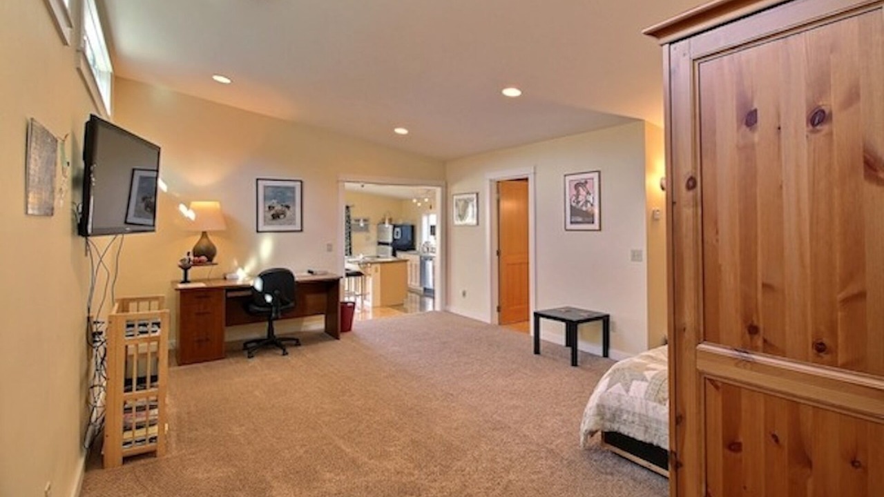 Photo of Bedroom in Hood River