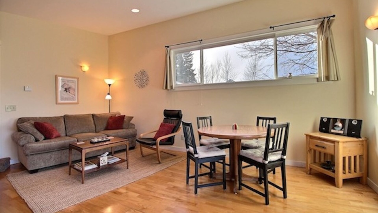 Photo of Livingroom in Hood River