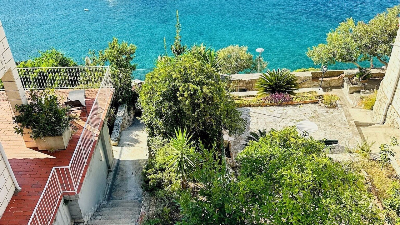 Photo of Outdoor in Babin Kuk