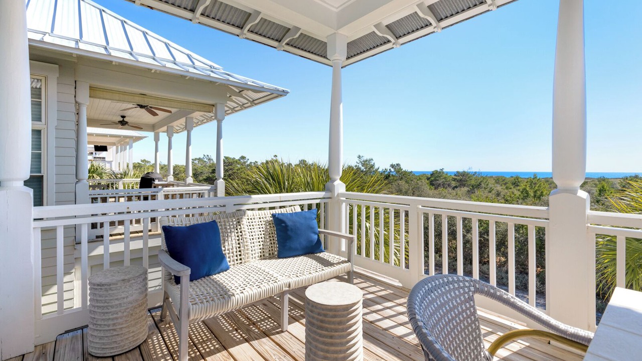 Photo of Patio Balcony in Dune Allen Beach
