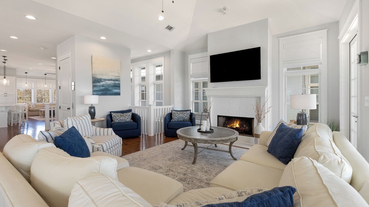 Photo of Livingroom in Dune Allen Beach