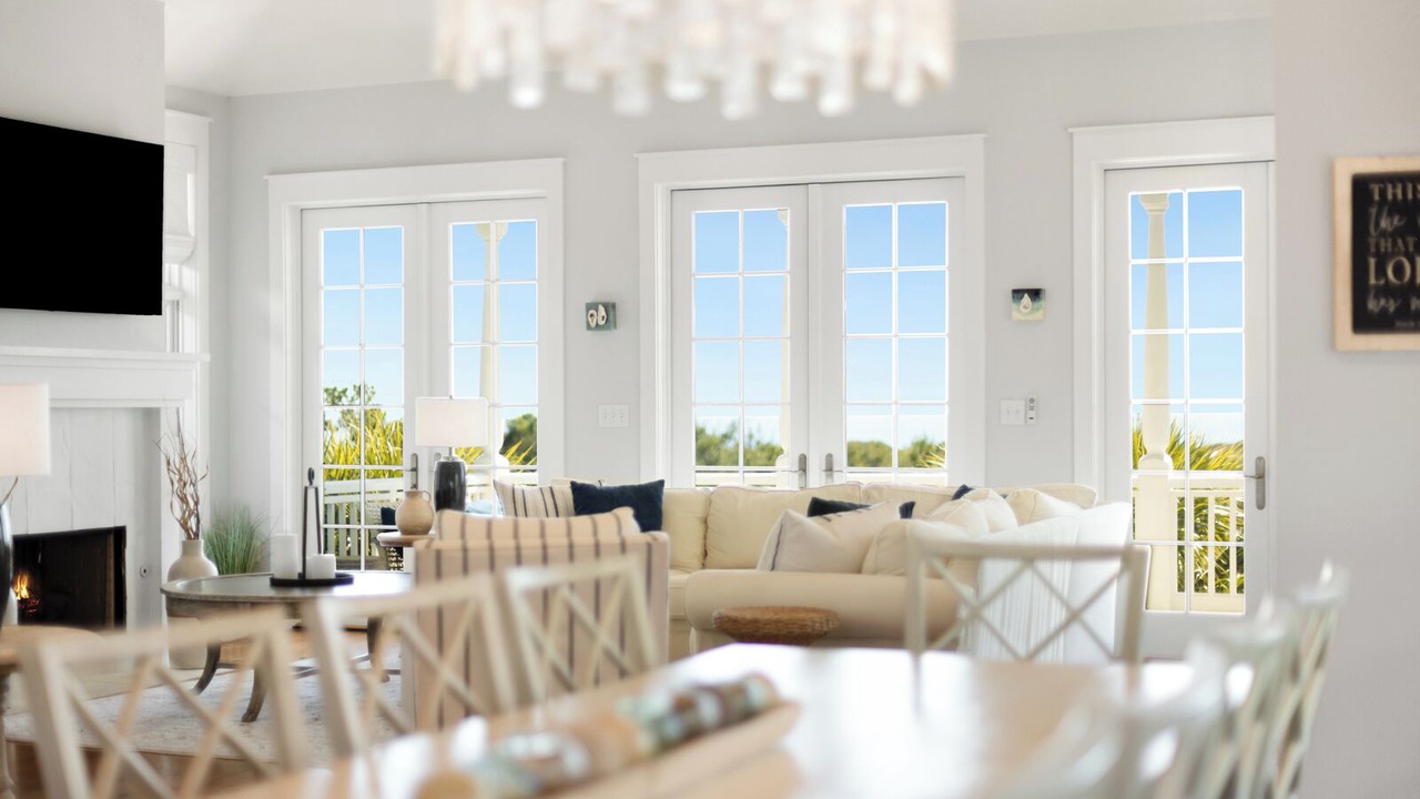 Photo of Livingroom in Dune Allen Beach