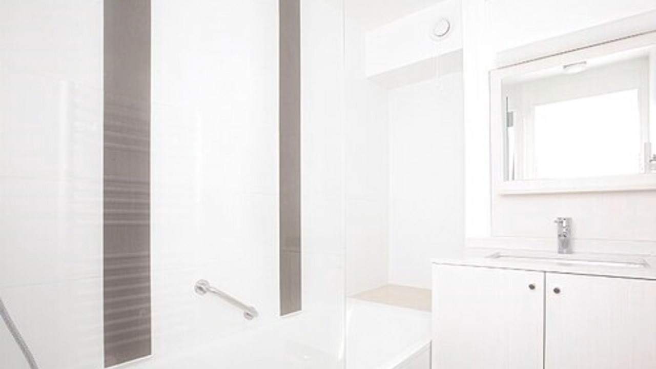 Photo of Bathroom in Larmor-Baden