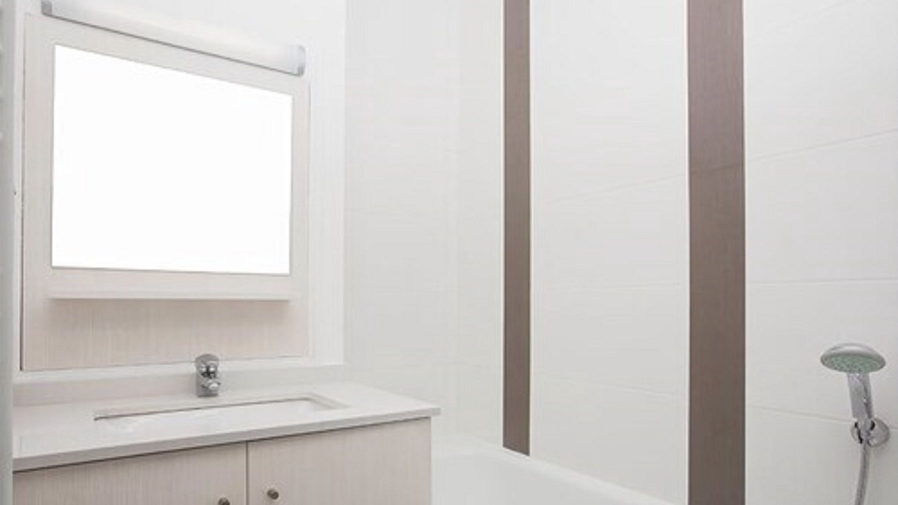Photo of Bathroom in Larmor-Baden