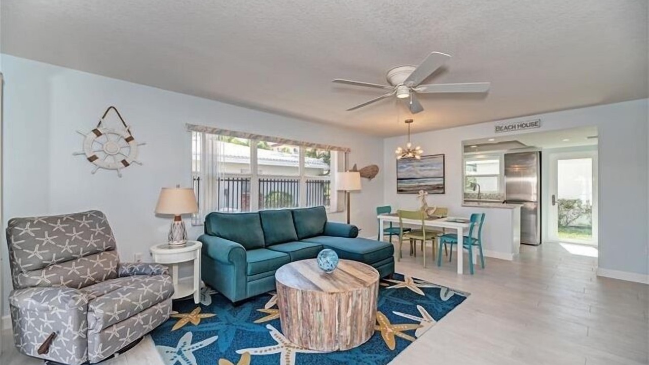 Photo of Livingroom in Siesta Key