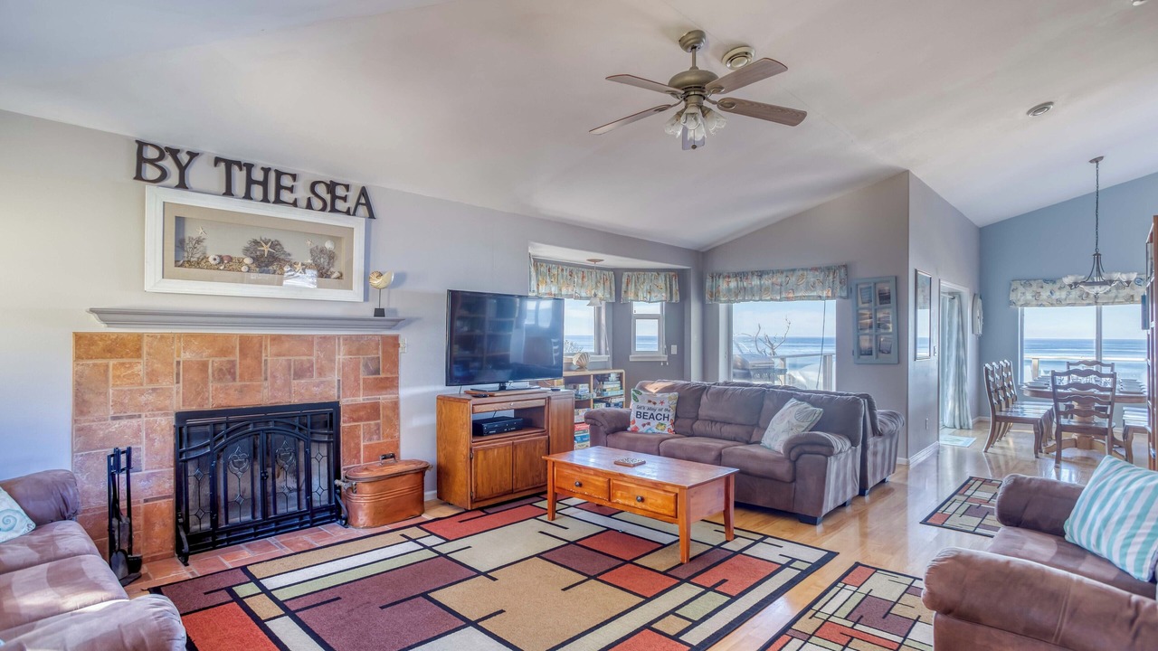 Photo of Livingroom in Lincoln Beach