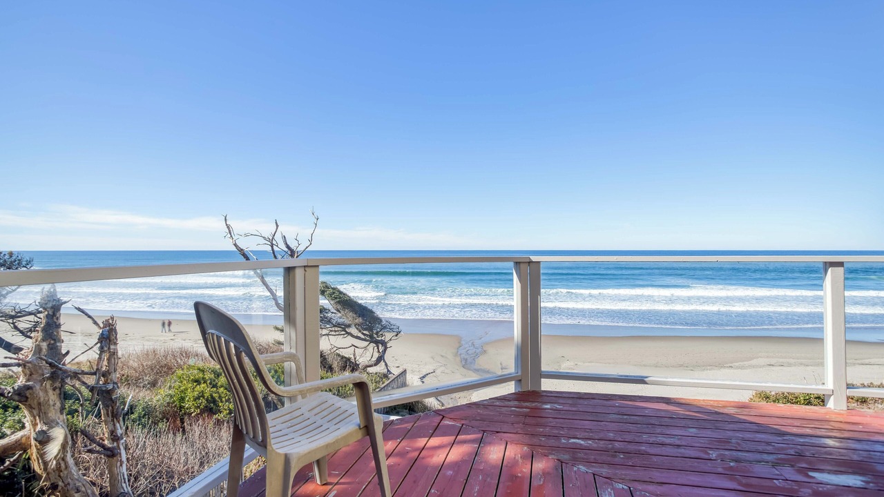 Photo of Others in Lincoln Beach