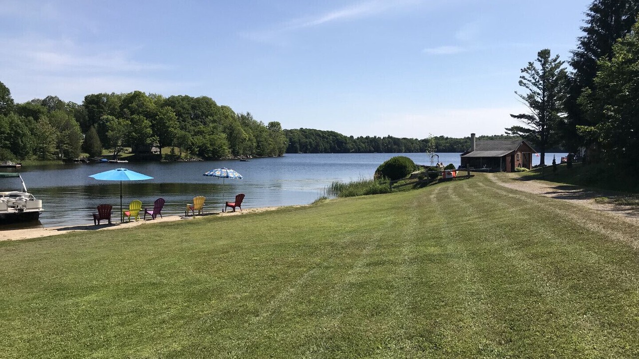 Photo of Others in Frontenac