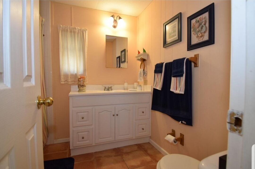 Photo of Bathroom in Twin Lakes