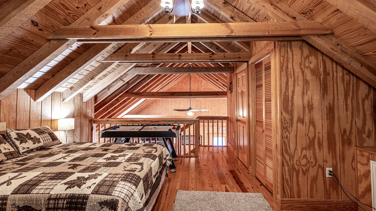 Photo of Bedroom in Big Creek