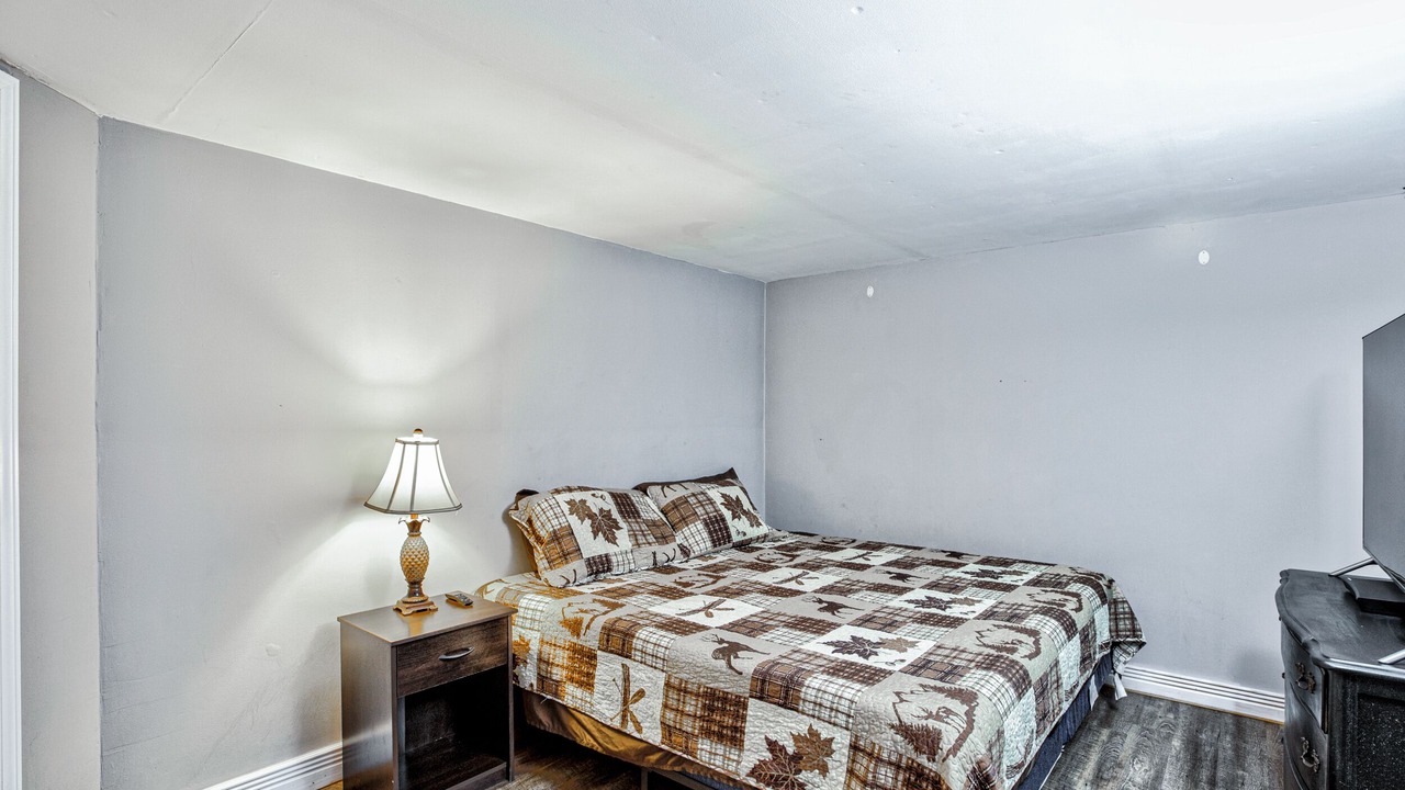 Photo of Bedroom in Big Creek