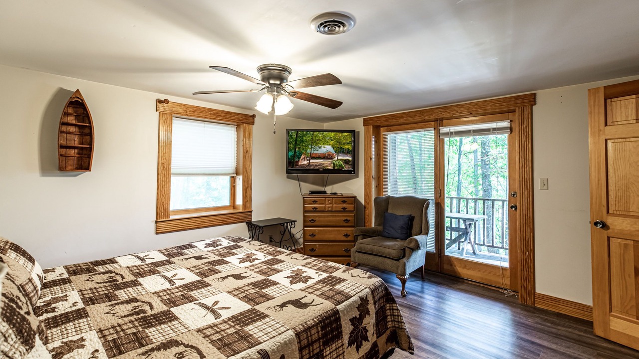 Photo of Bedroom in Big Creek