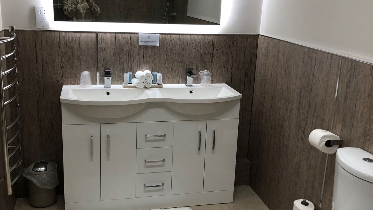 Photo of Bathroom in Llanishen