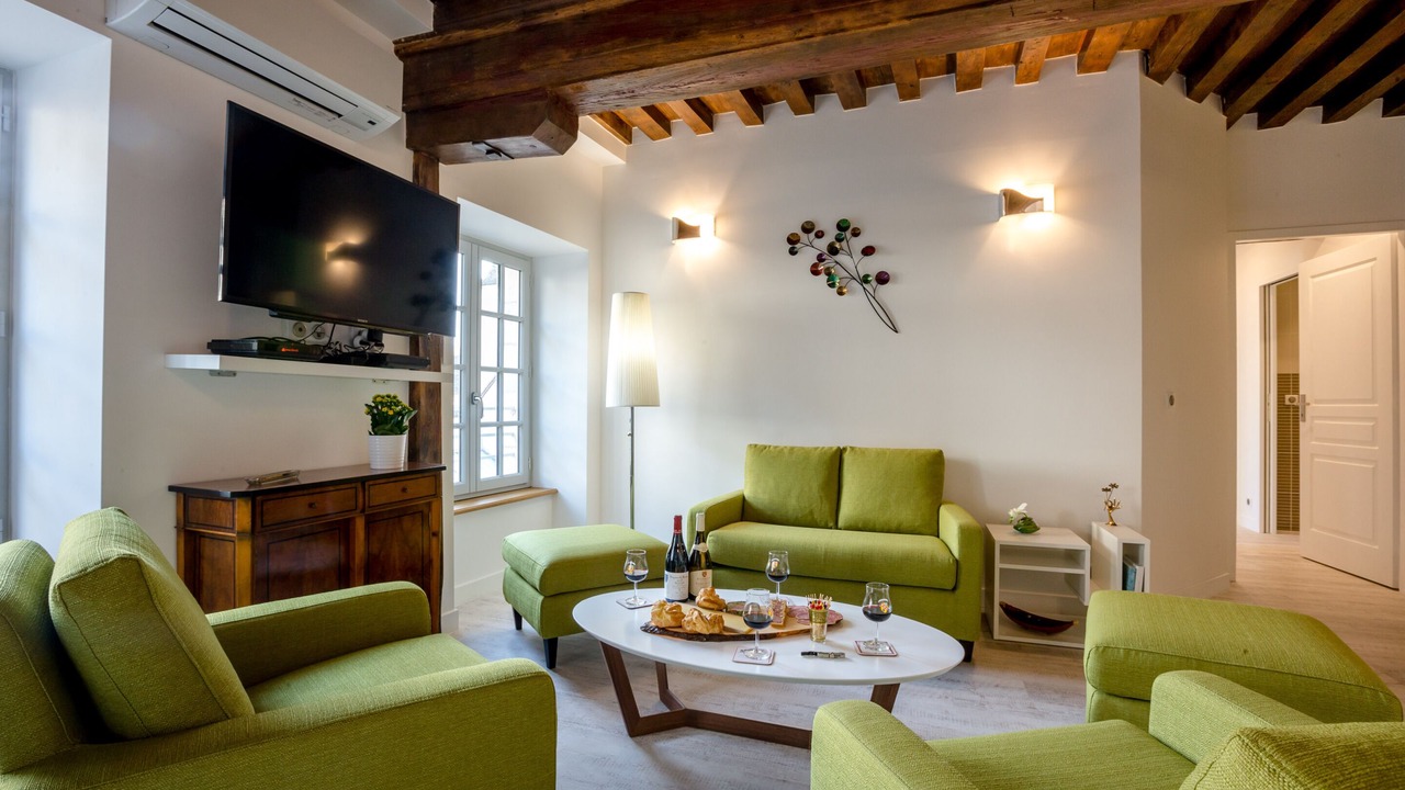 Photo of Livingroom in Beaune City Centre