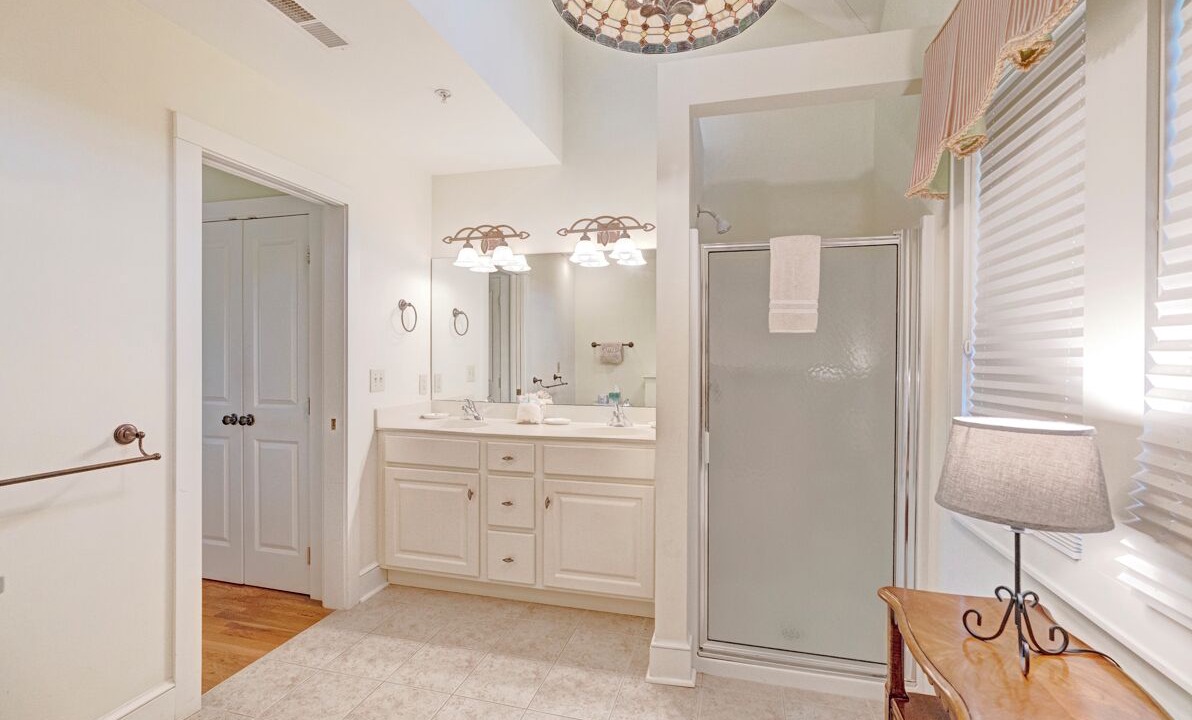 Photo of Bathroom in Foscoe