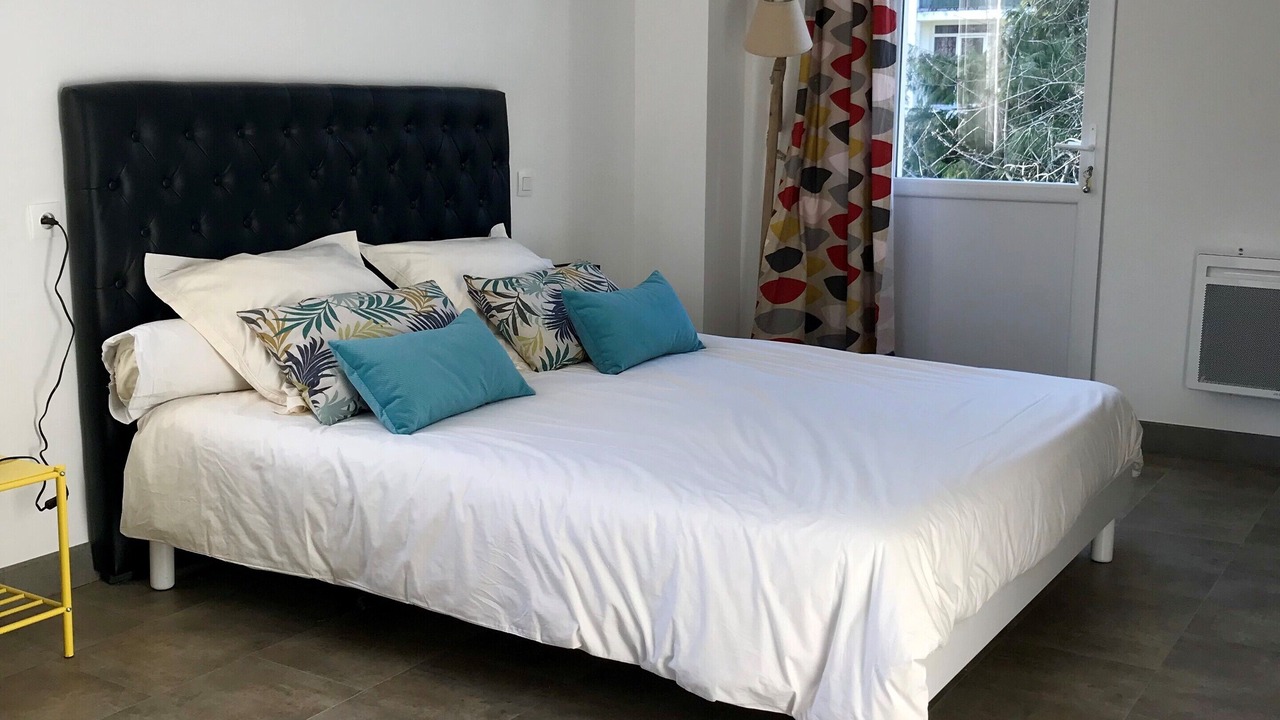 Photo of Bedroom in Maurepas