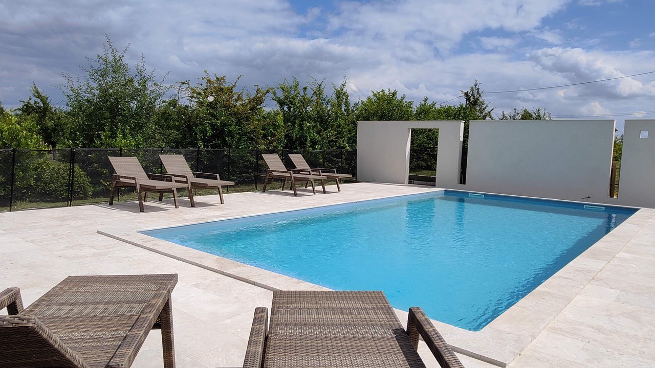 Photo of Outdoor in Saint-Colomb-de-Lauzun