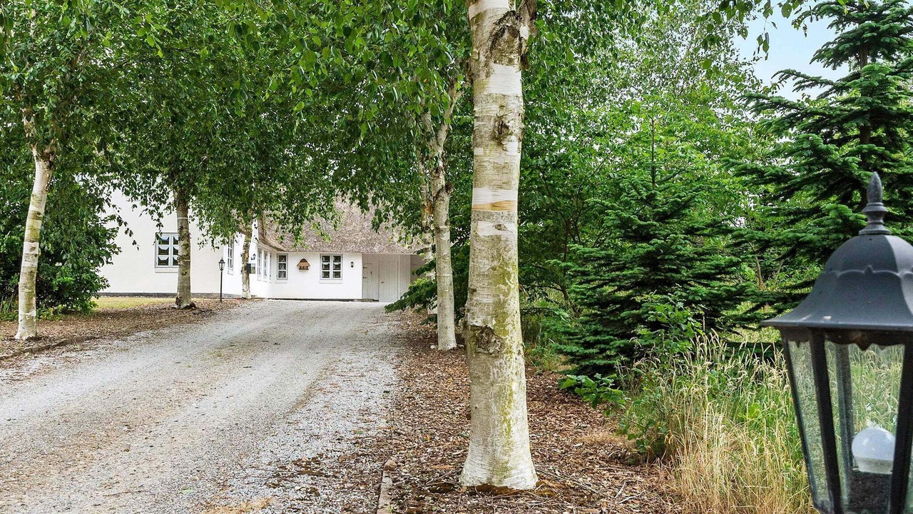 Photo of Outdoor in Gram