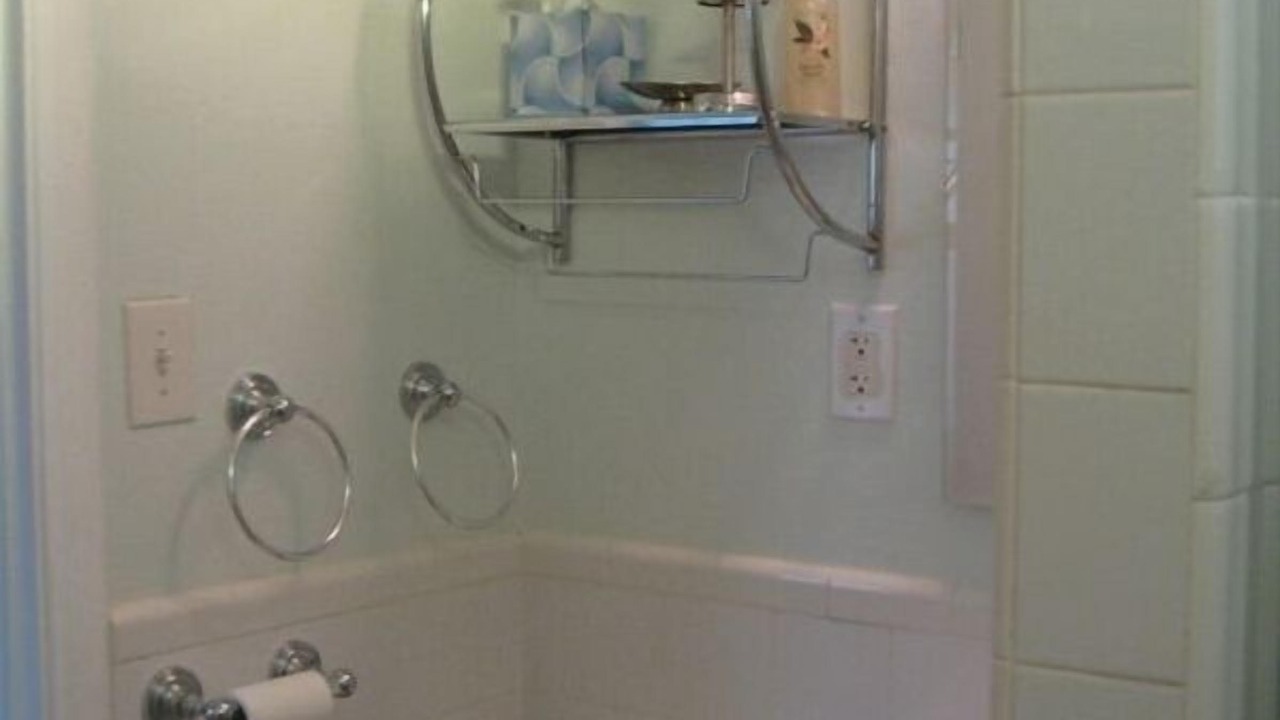 Photo of Bathroom in Ocean Beach