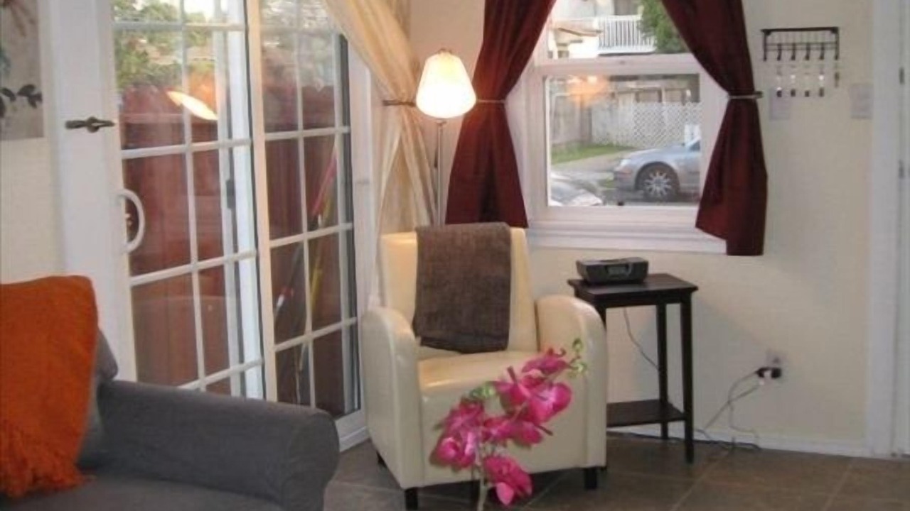 Photo of Livingroom in Ocean Beach