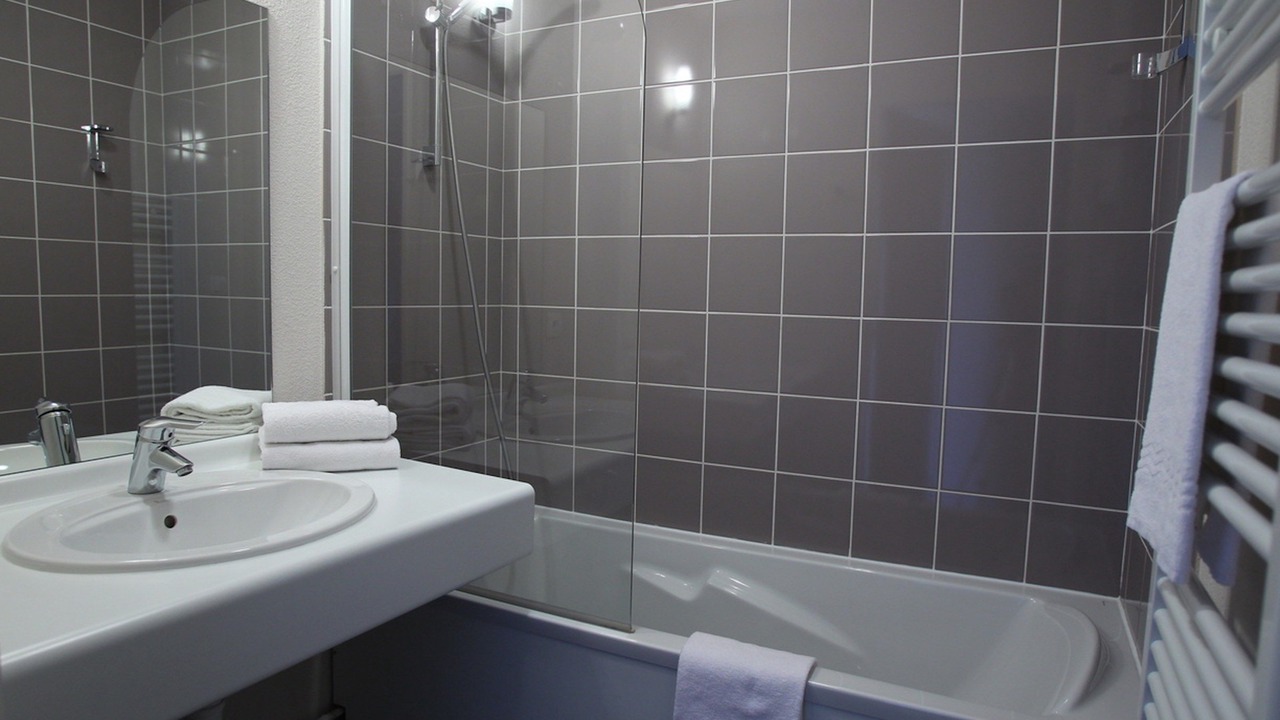 Photo of Bathroom in Roz-sur-Couesnon