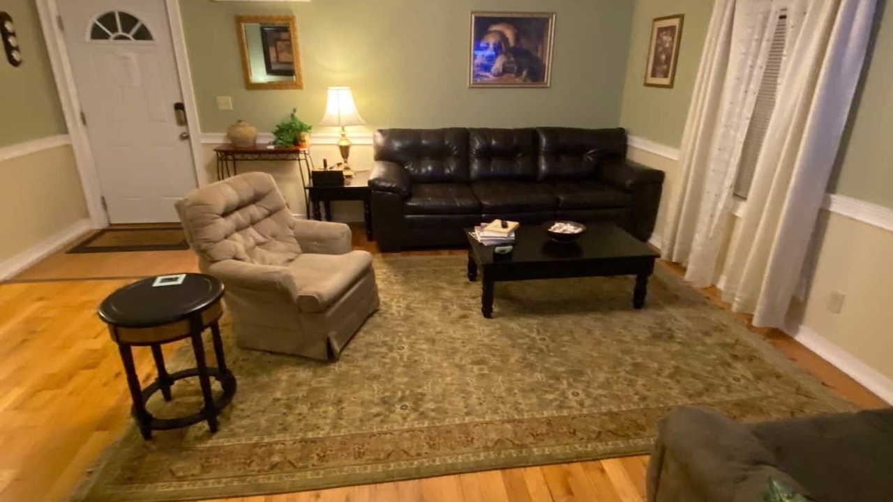 Photo of Livingroom in Waverly
