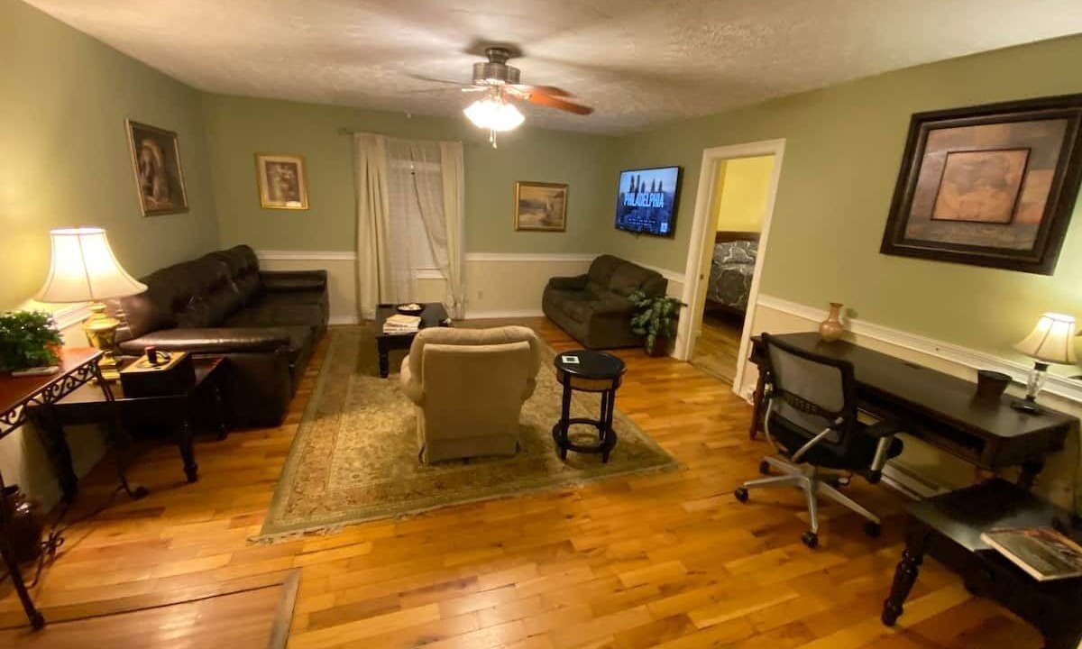 Photo of Bedroom in Waverly