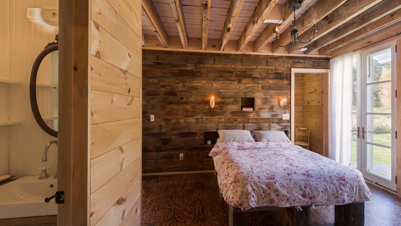 Photo of Others in Red Hook