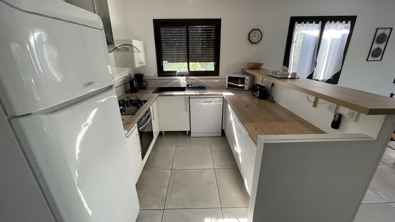 Photo of Kitchen in Saint Alban Auriolles