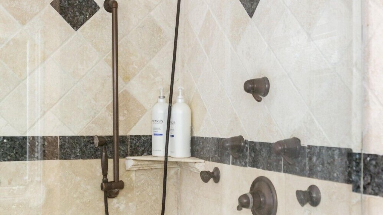 Photo of Bathroom in West Oak Hill