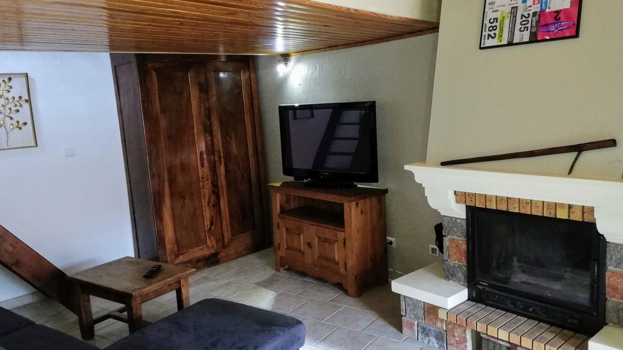 Photo of Livingroom in Saint-Come-et-Maruejols