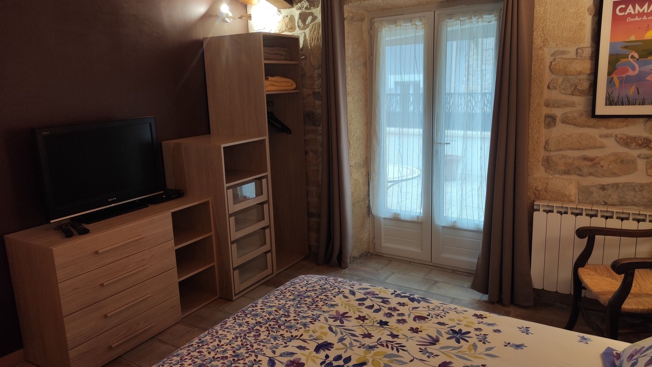 Photo of Bedroom in Saint-Come-et-Maruejols