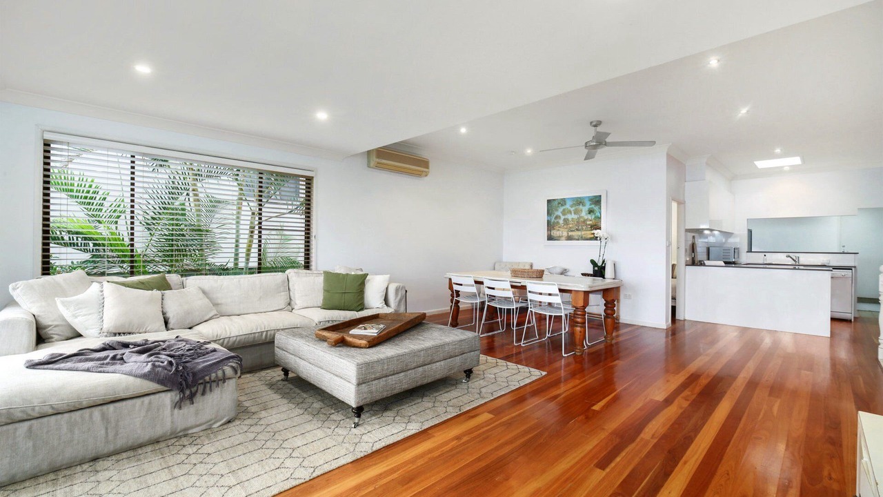 Photo of Livingroom in Pretty Beach Central Coast