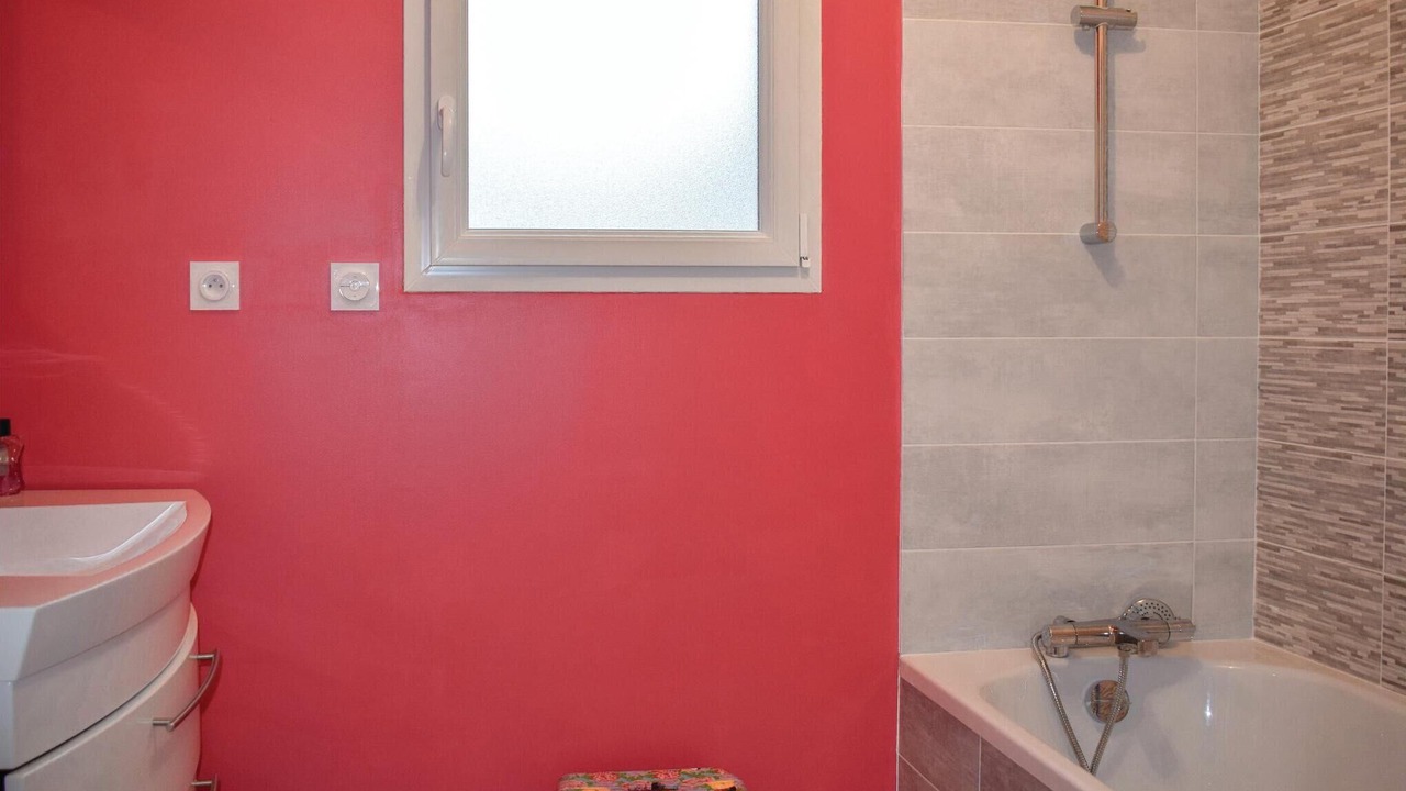 Photo of Bathroom in Matignon