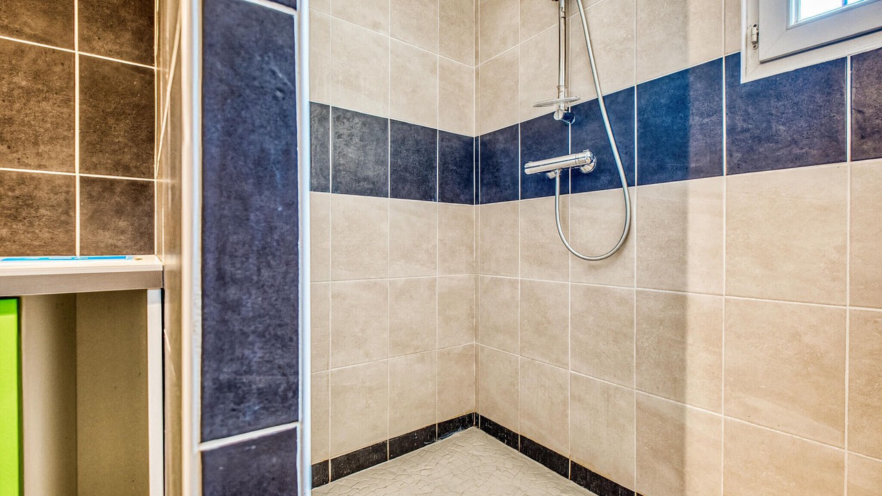 Photo of Bathroom in Gardonne