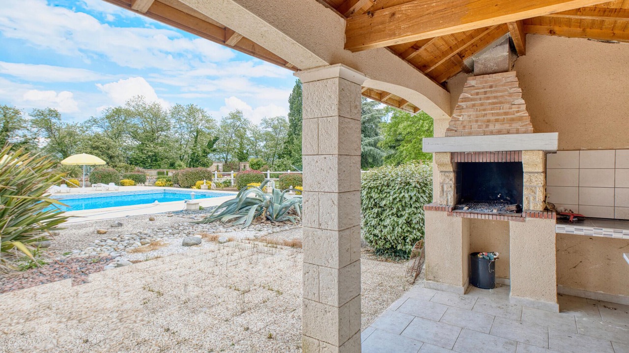 Photo of Others in Gardonne