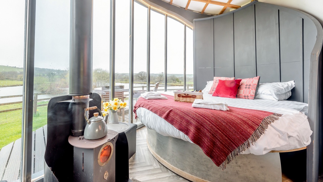 Photo of Bedroom in Felinfach