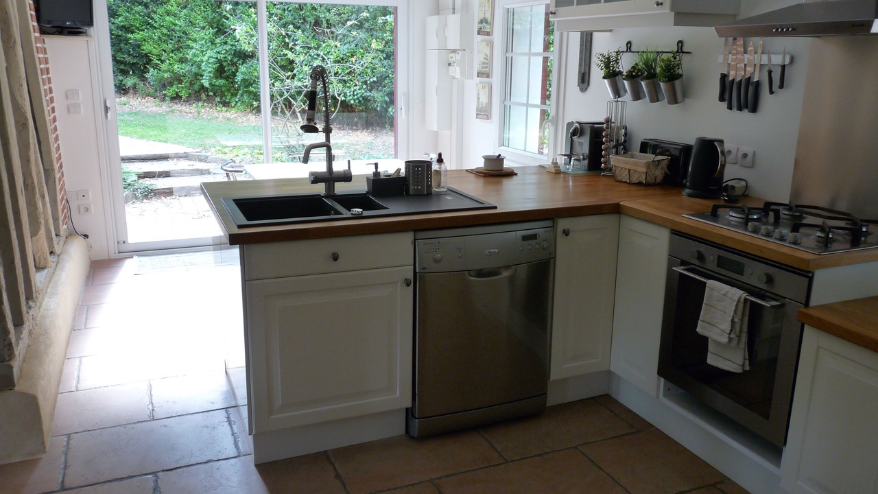 Photo of Kitchen in Saint-Leger-de-Rotes