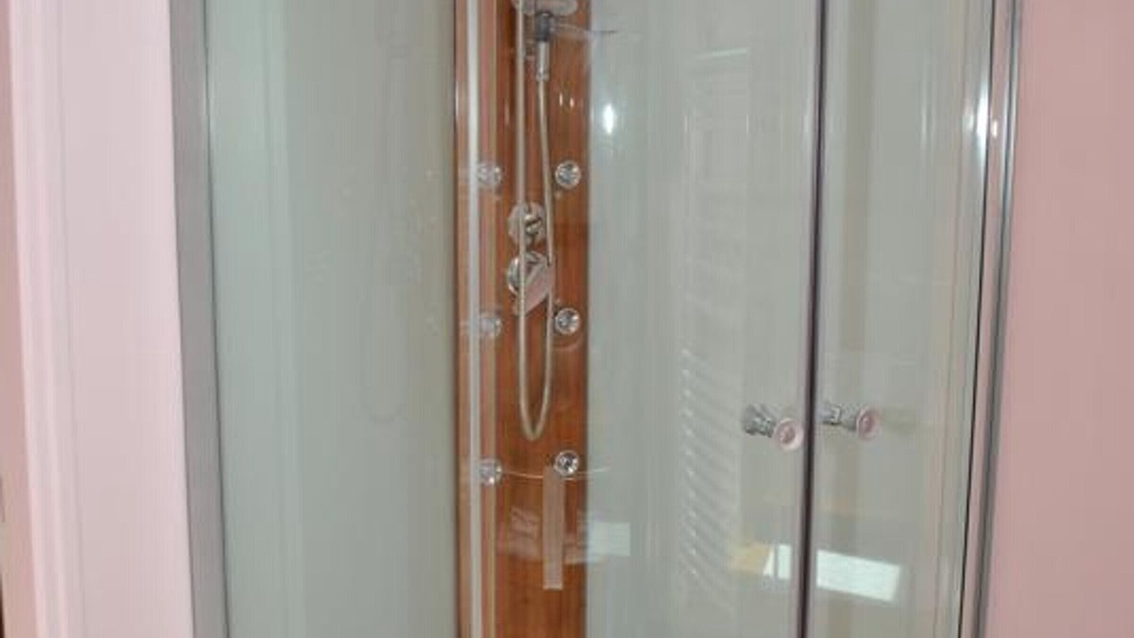 Photo of Bathroom in Razines