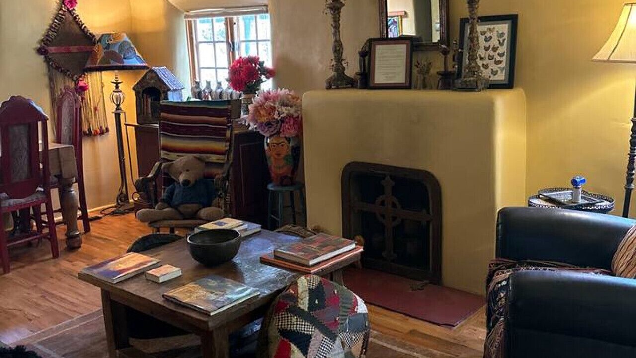 Photo of Livingroom in Tesuque