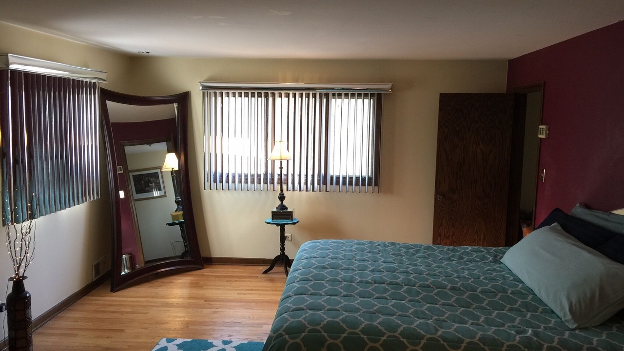 Photo of Bedroom in Olympia Fields