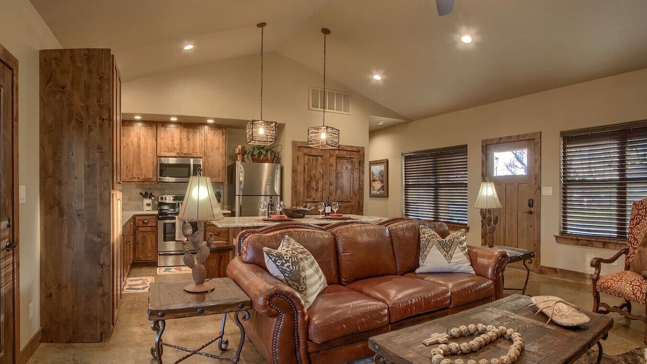 Photo of Livingroom in Fredericksburg