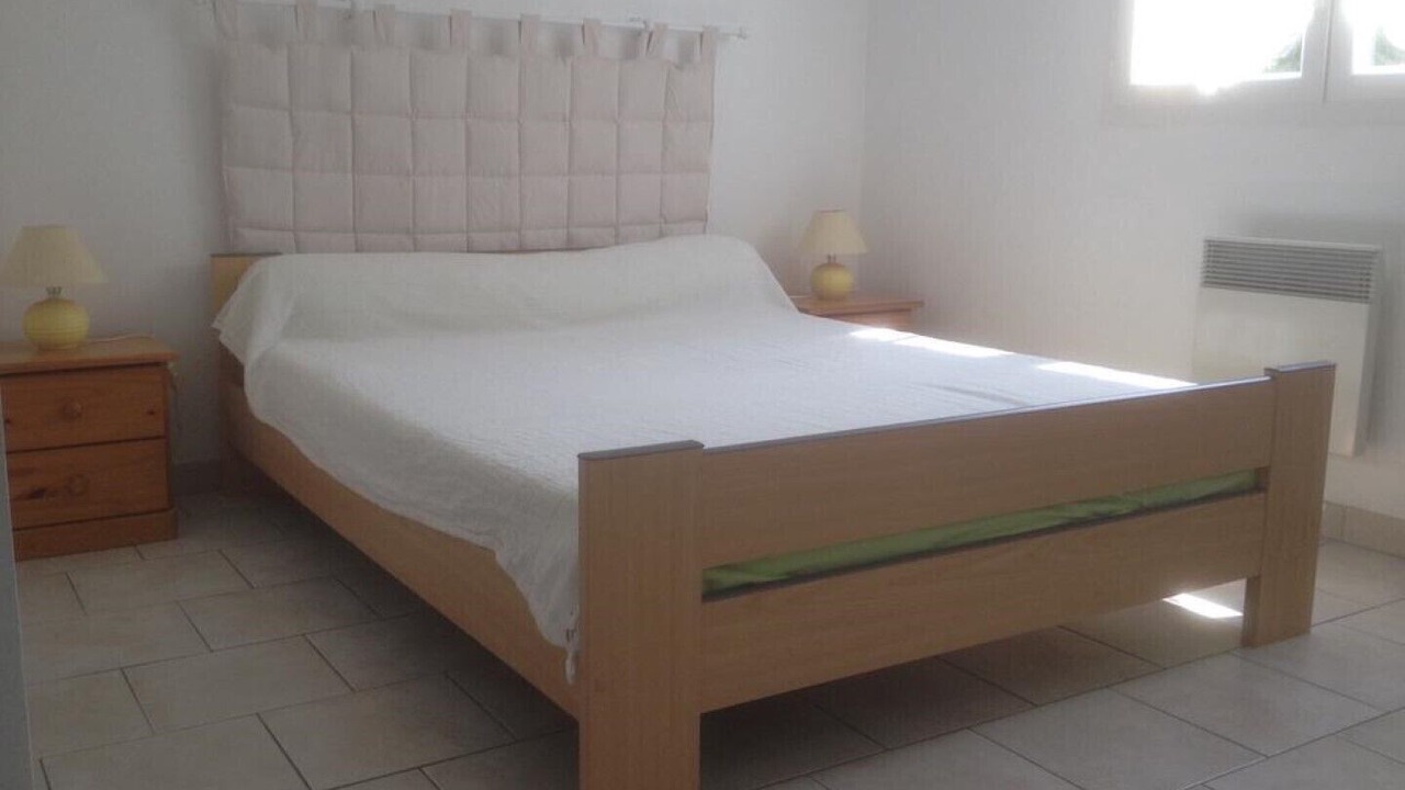 Photo of Bedroom in Saint Alban Auriolles